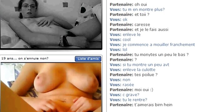 Trio très chaud pournou kabil baise au bureau pour la chienne