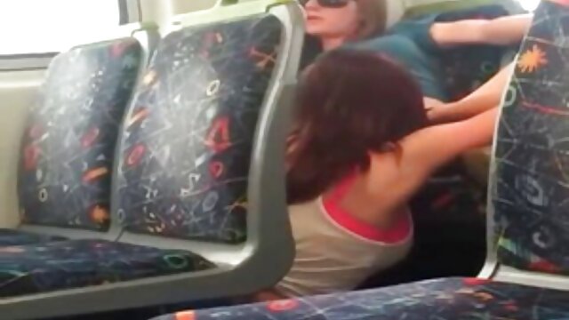combattre des amis lesbiens avec de pournou arab gros seins